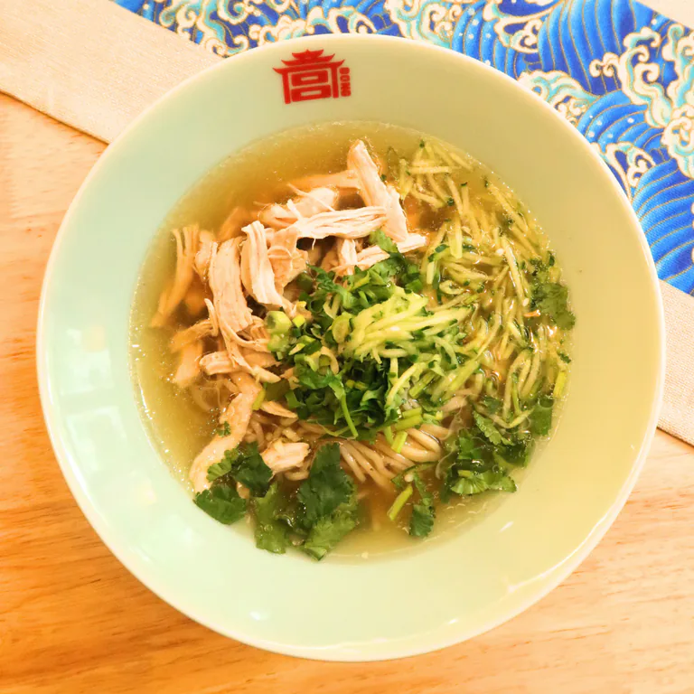 Soupe de Nouilles au Poulet
